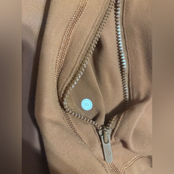 Lululemon Define Jacket - Picture 8 of 8